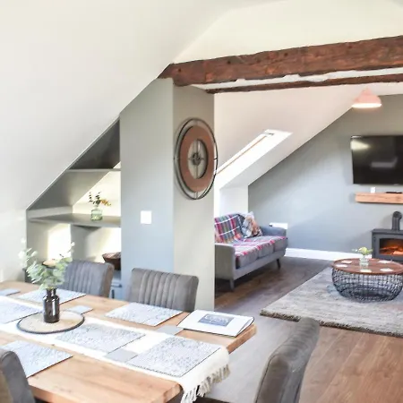 Drovers Barn بنريث